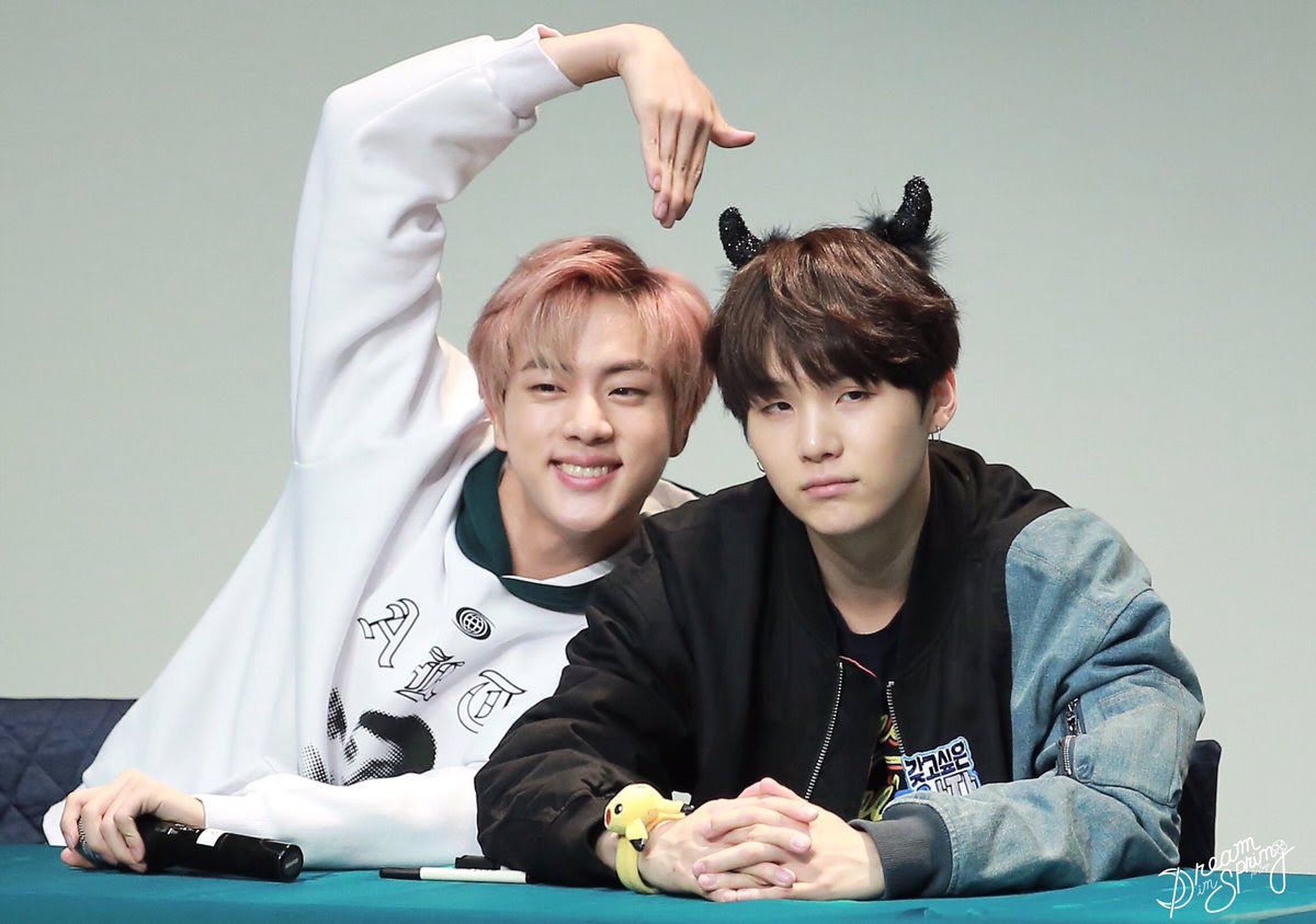 Sungguh Kontras! Gini Nih Bedanya Jin dan Suga BTS Saat Makan | iniKpop