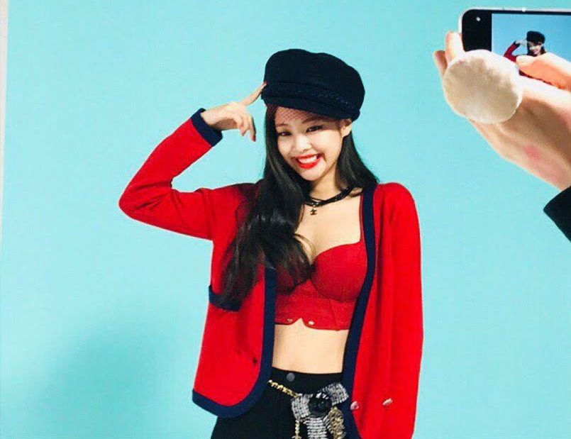 Outfit Blackpink Jennie Yang Buat Penampilannya Makin Seksi Inikpop