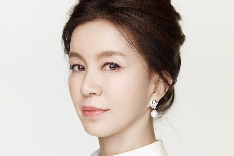 Aktris Im Ye Jin Dikonfirmasi Tinggalkan Agensi YG Entertainment | iniKpop