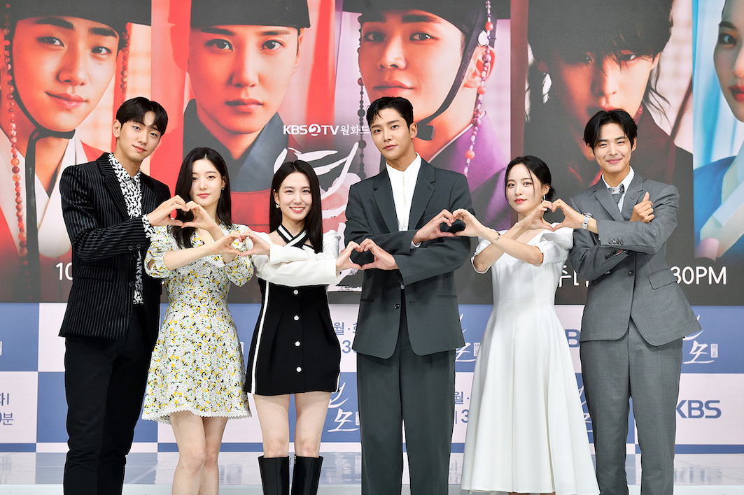 Ini 5 Alasan Kenapa Kita Harus Menyaksikan The King’s Affection | iniKpop