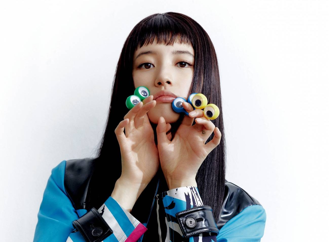 Suzy Bicarakan Tentang Single Terbarunya "Satellite" dan MV yang